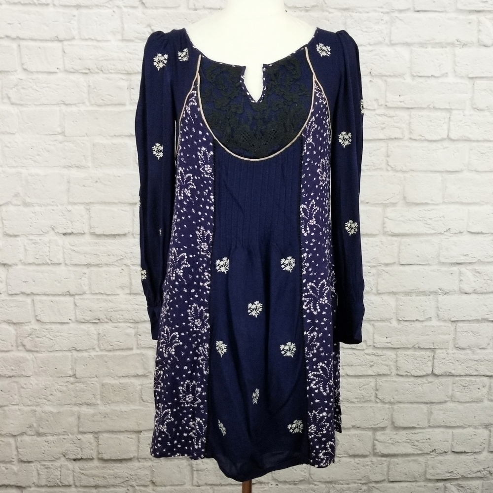 Floreat Anthro Dahlia blue floral lace long sleeve swing dress women's size 2 - Picture 9 of 9